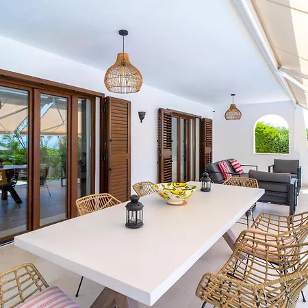 Grand Pool Terrace By Casasol Vila Nerja